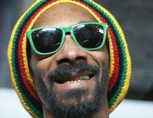 Snoop-Dogg-Featured.jpg