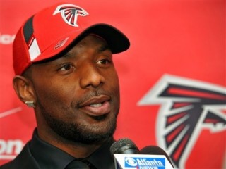 Falcons safety William Moore is week 13 defensive player of the week