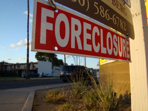 Foreclosure_sign.jpg