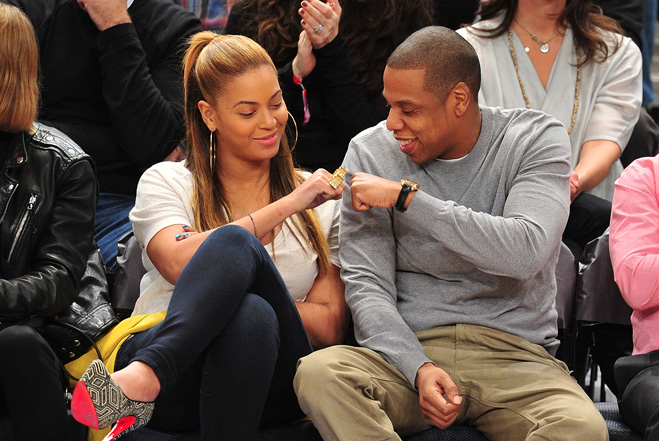 Jay-Z-And-Beyonce-Fist-Bump.jpg