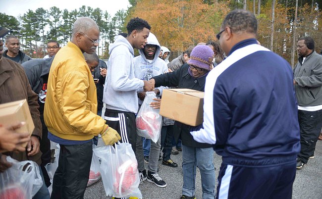 wcci thanksgiving volunteers 1