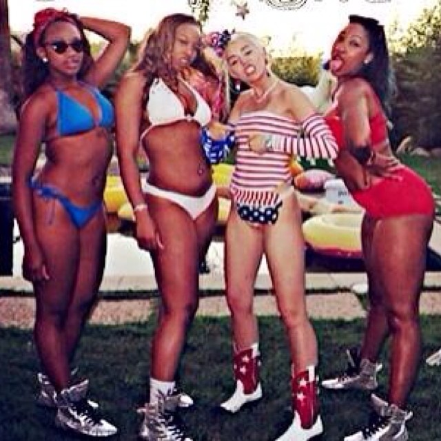 wknd mileycyrus4thofjuly2