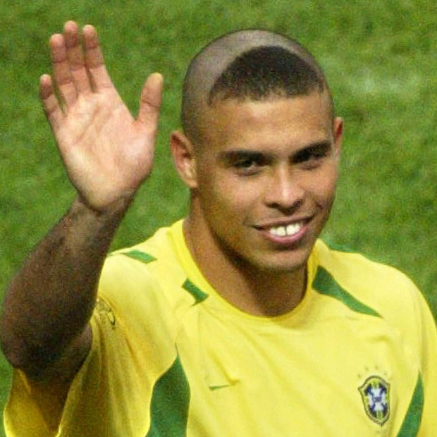 world cup ronaldo-brazil-2002-greatest-world-cup-hairdos
