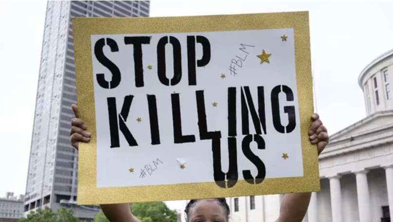 Cop Kills Unarmed Black Man Accused of Stealing Laundry Detergent: Video