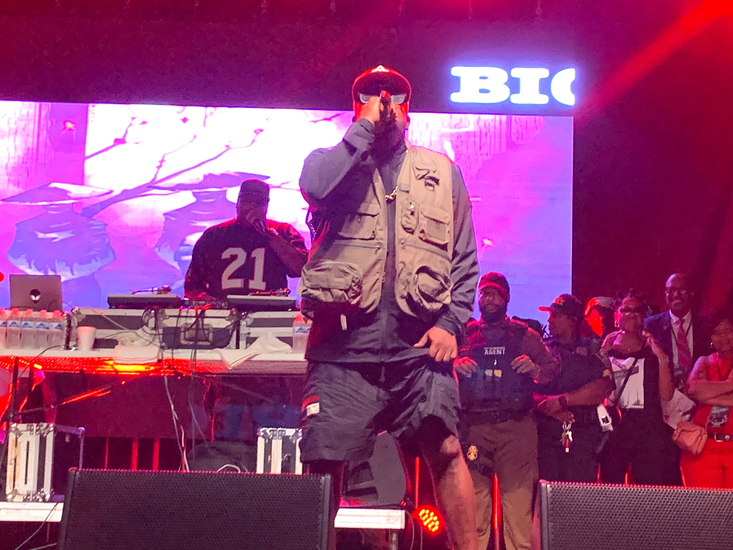 ATLANTA, GA - MAY 25: Big Boi, half of the iconic hip-hop duo Outkast,  prepares to throw out the ceremonial first pitch ahead of the Thursday  evening MLB game between the Atlanta