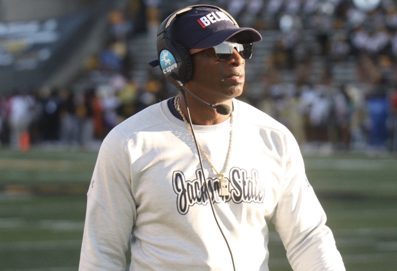 Deion Sanders wears 'I am SWAC' hoodie in response to rival coach's  criticism