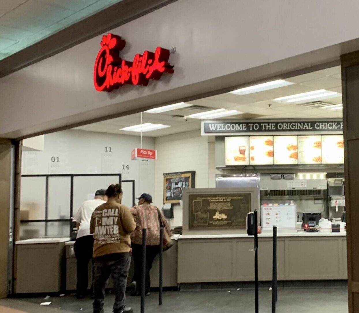 America's First ChickfilA To Close At Greenbriar Mall In Atlanta
