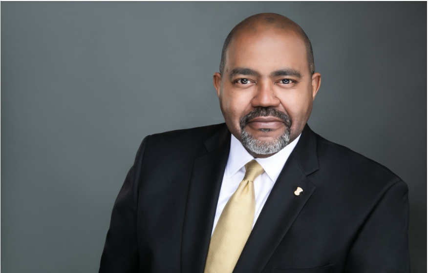 Alpha Phi Alpha Fraternity General President-elect Lonzer