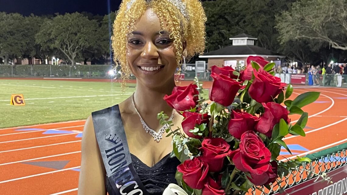 Teen Crowned First Black Homecoming Queen In School's 155-Year History ...
