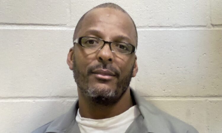 Black Man Who Spent Over 30 Years In Jail For Murder He Didn't Commit ...